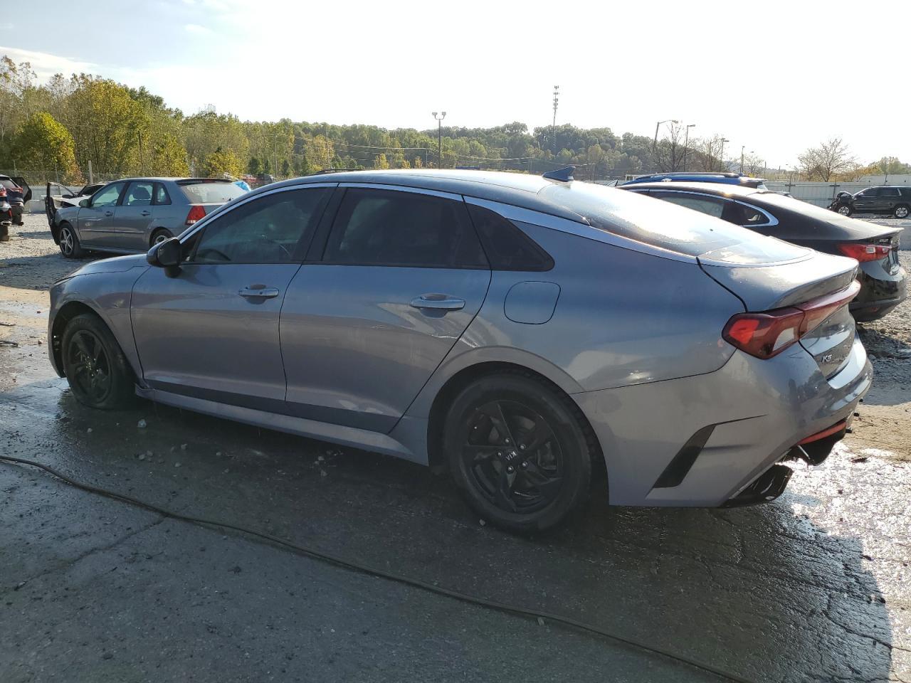 2021 Kia K5 Lxs - Фото 2