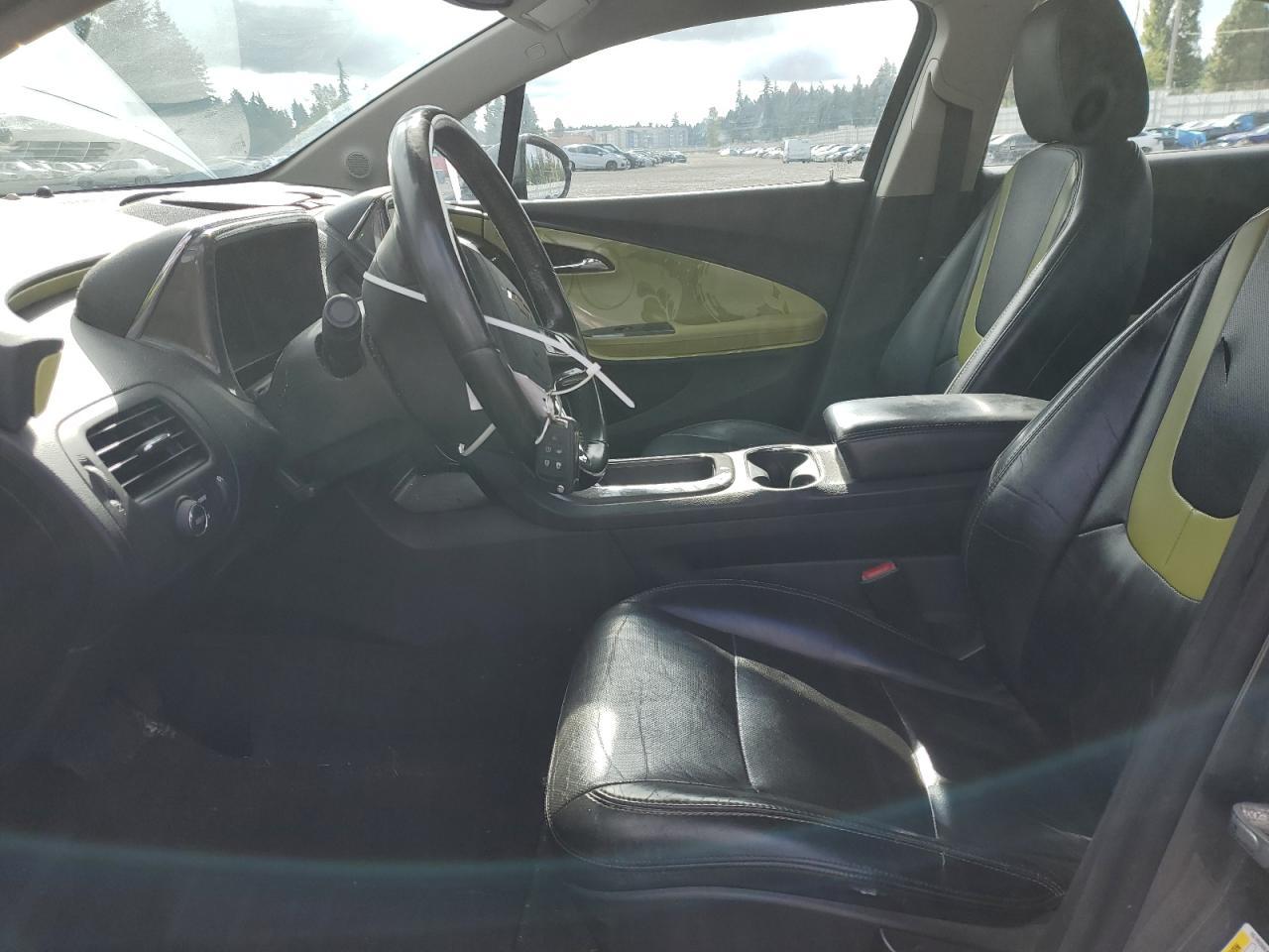 2011 Chevrolet Volt - Image 7