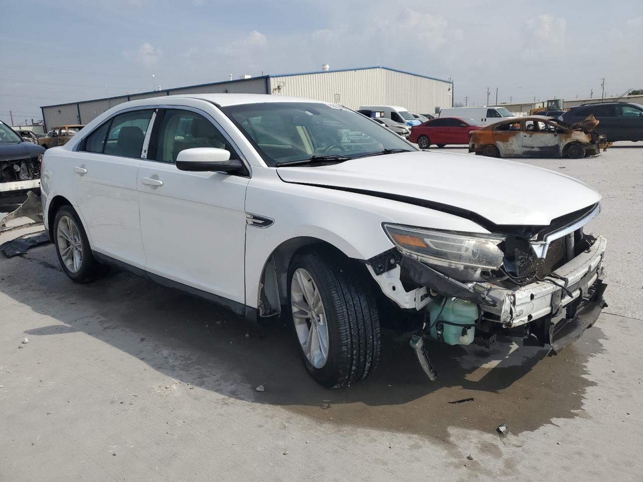 2014 Ford Taurus Sel - Image 4