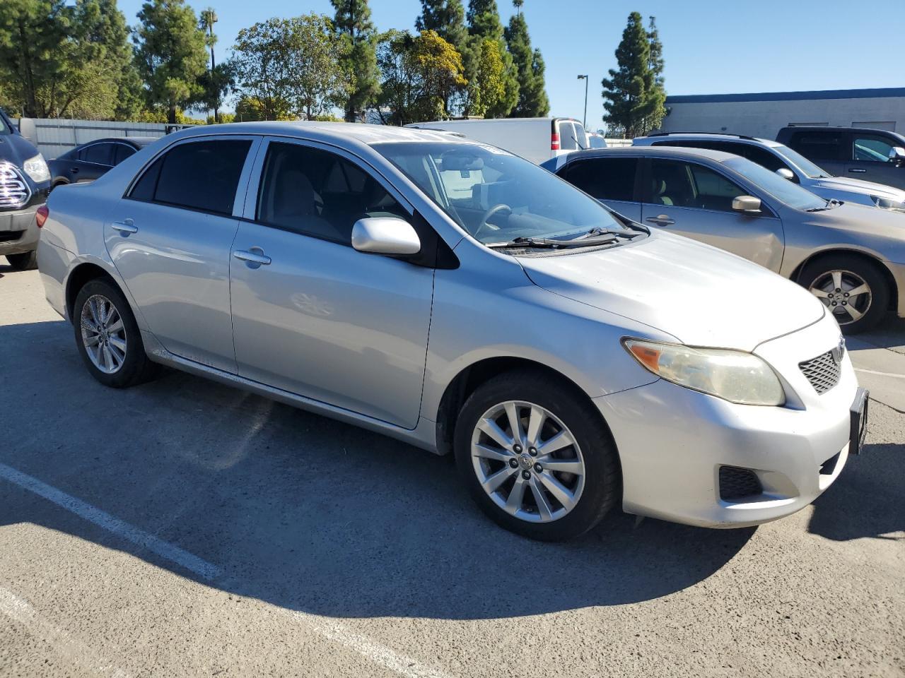 2009 Toyota Corolla Base - Фото 4