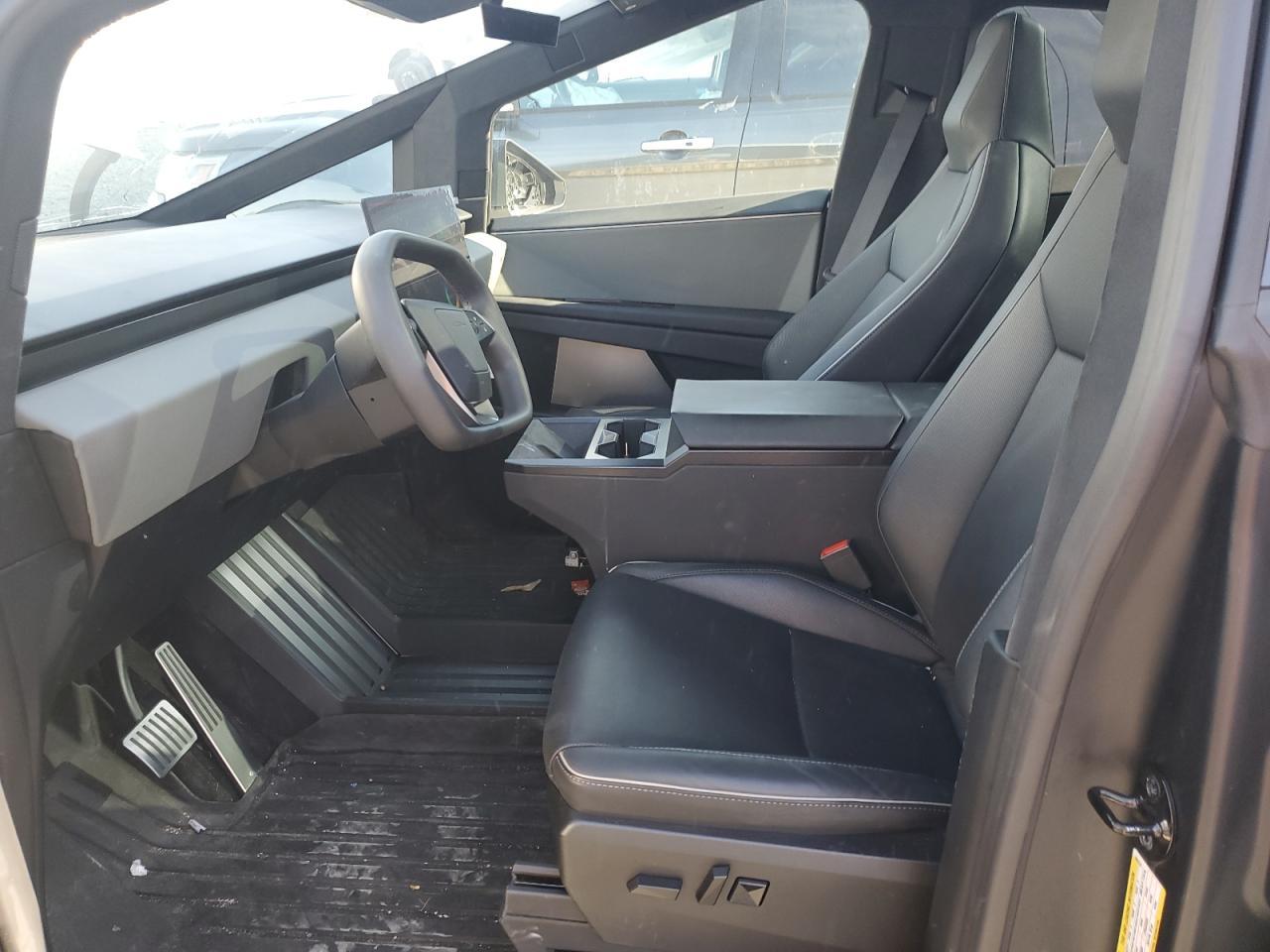 2024 Tesla Cybertruck - Фото 7