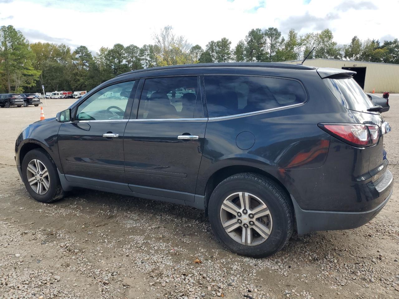 2015 Chevrolet Traverse Lt - Фото 2