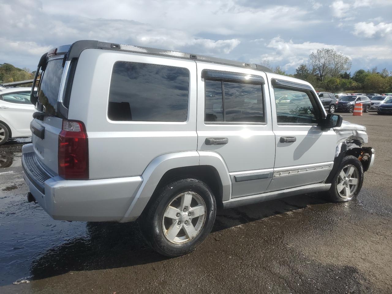 2006 Jeep Commander - Image 3