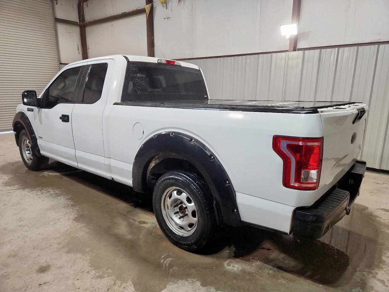 2017 Ford F150 Super Cab - Image 2