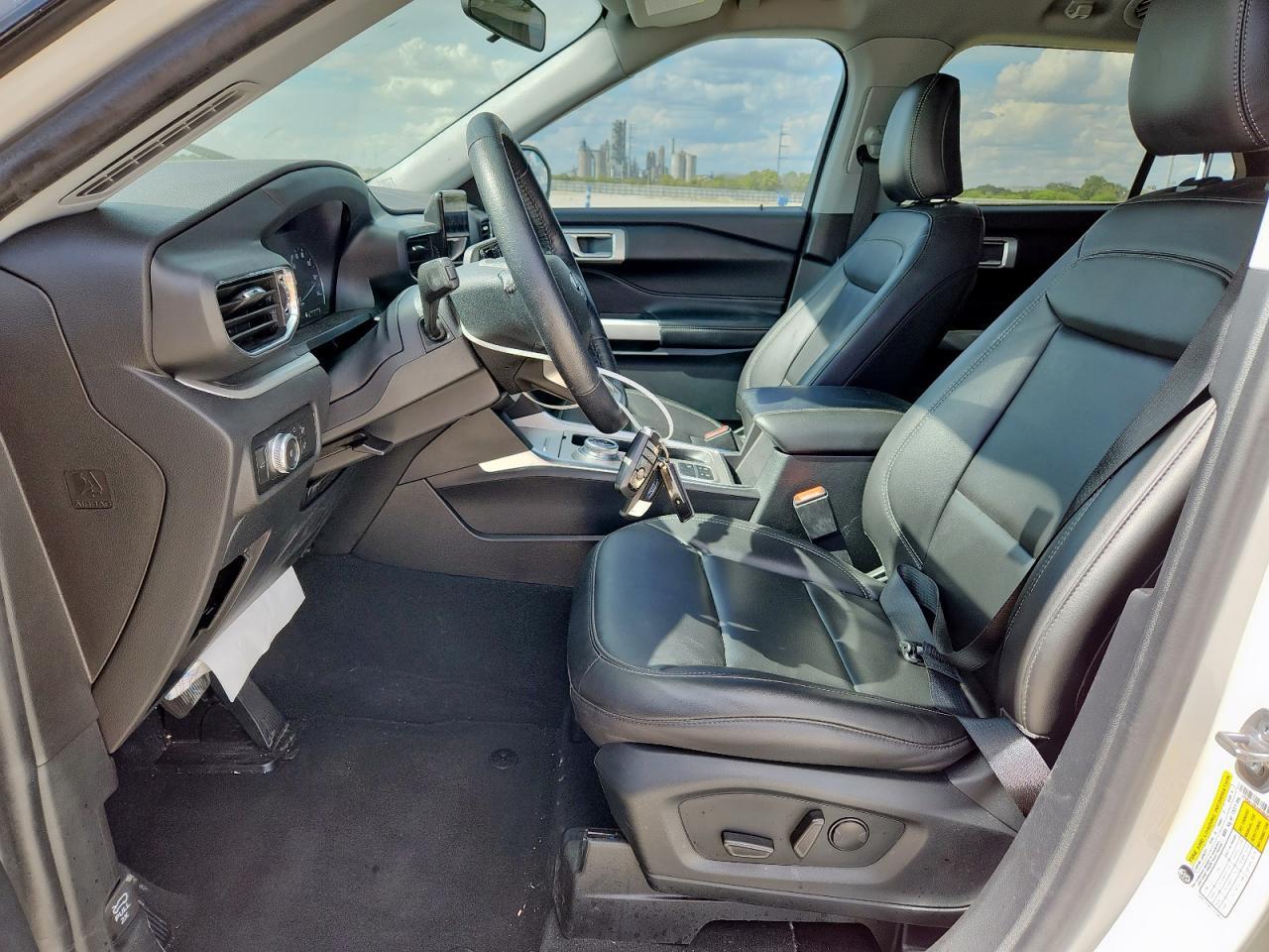 2022 Ford Explorer Xlt - Фото 7