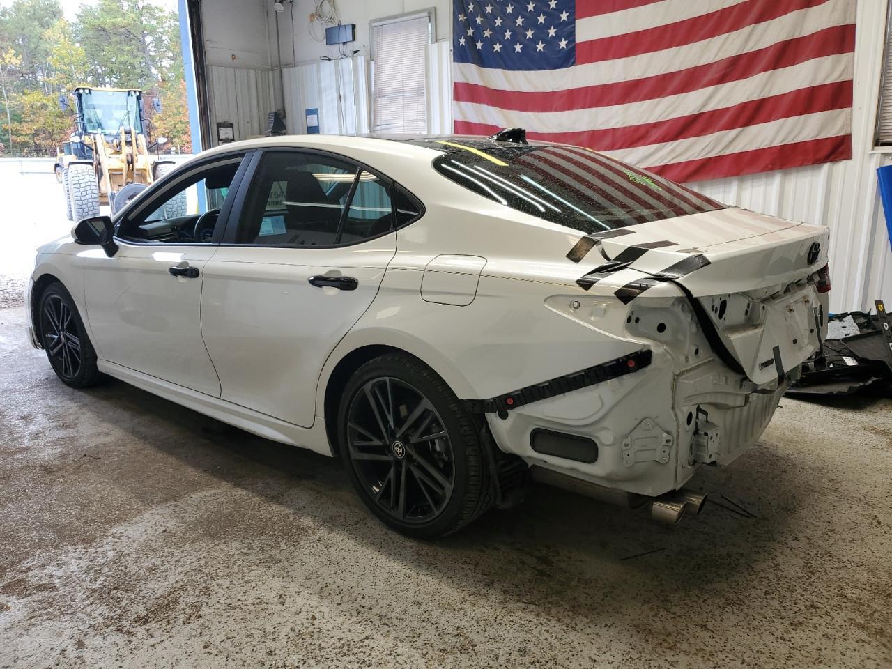 2025 Toyota Camry Xse - Фото 2