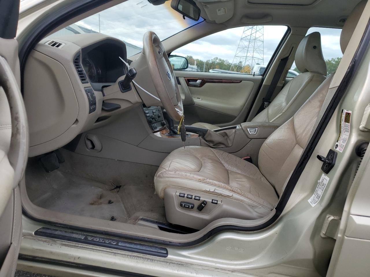 2006 Volvo V70 - Фото 7