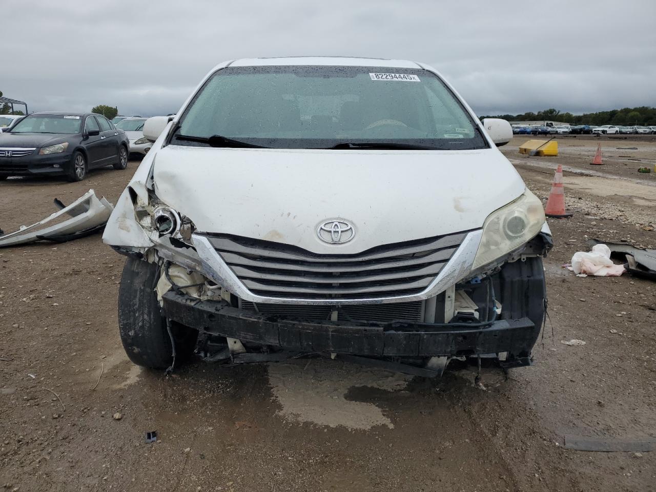2012 Toyota Sienna Xle - Фото 5