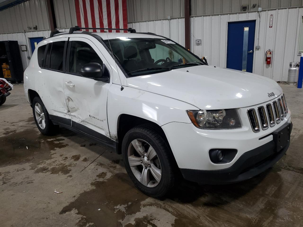 2016 Jeep Compass Sport - Фото 4