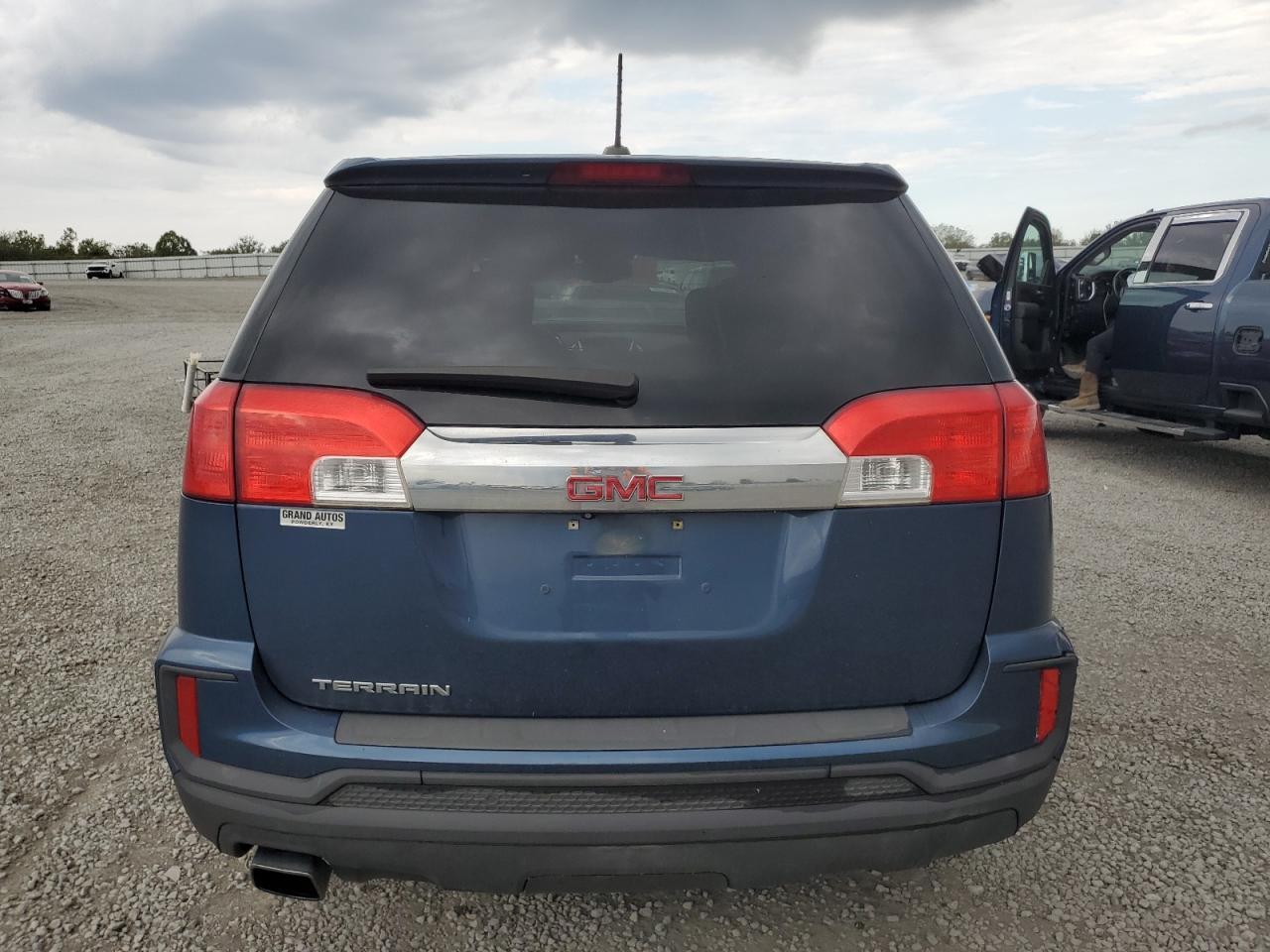 2016 GMC Terrain Sle - Image 6