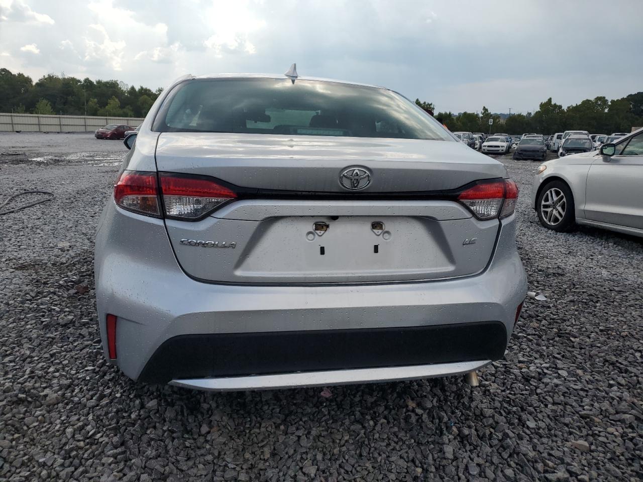 2021 Toyota Corolla Le - Фото 6