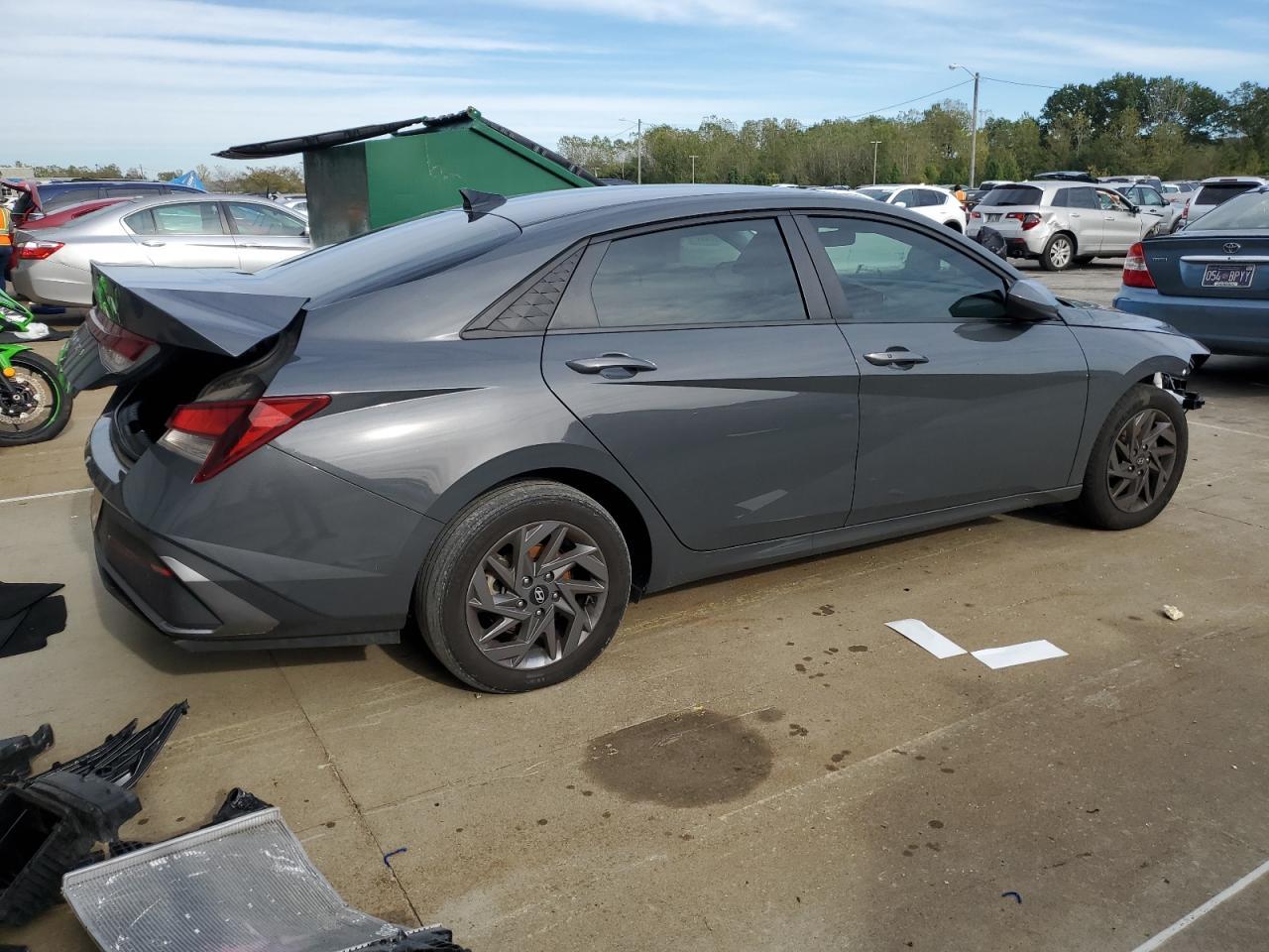 2024 Hyundai Elantra Sel - Image 3