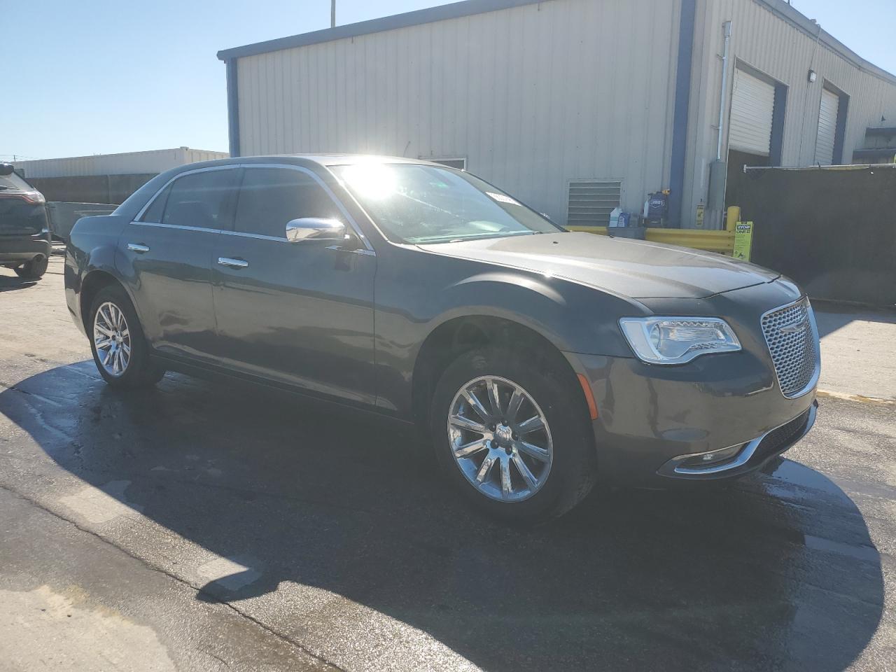 2019 Chrysler 300 Limited - Фото 4