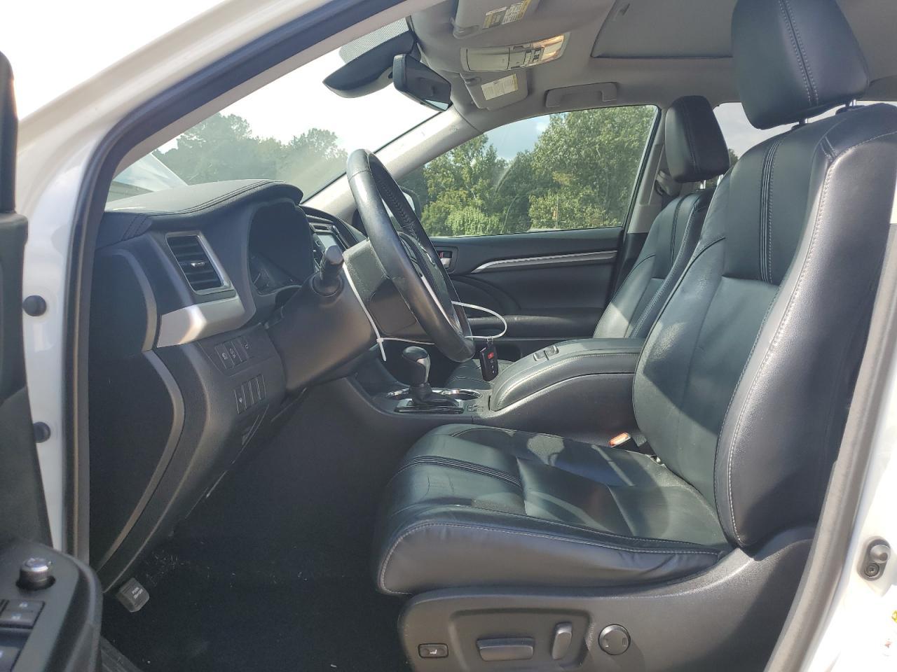 2018 Toyota Highlander Se - Фото 7