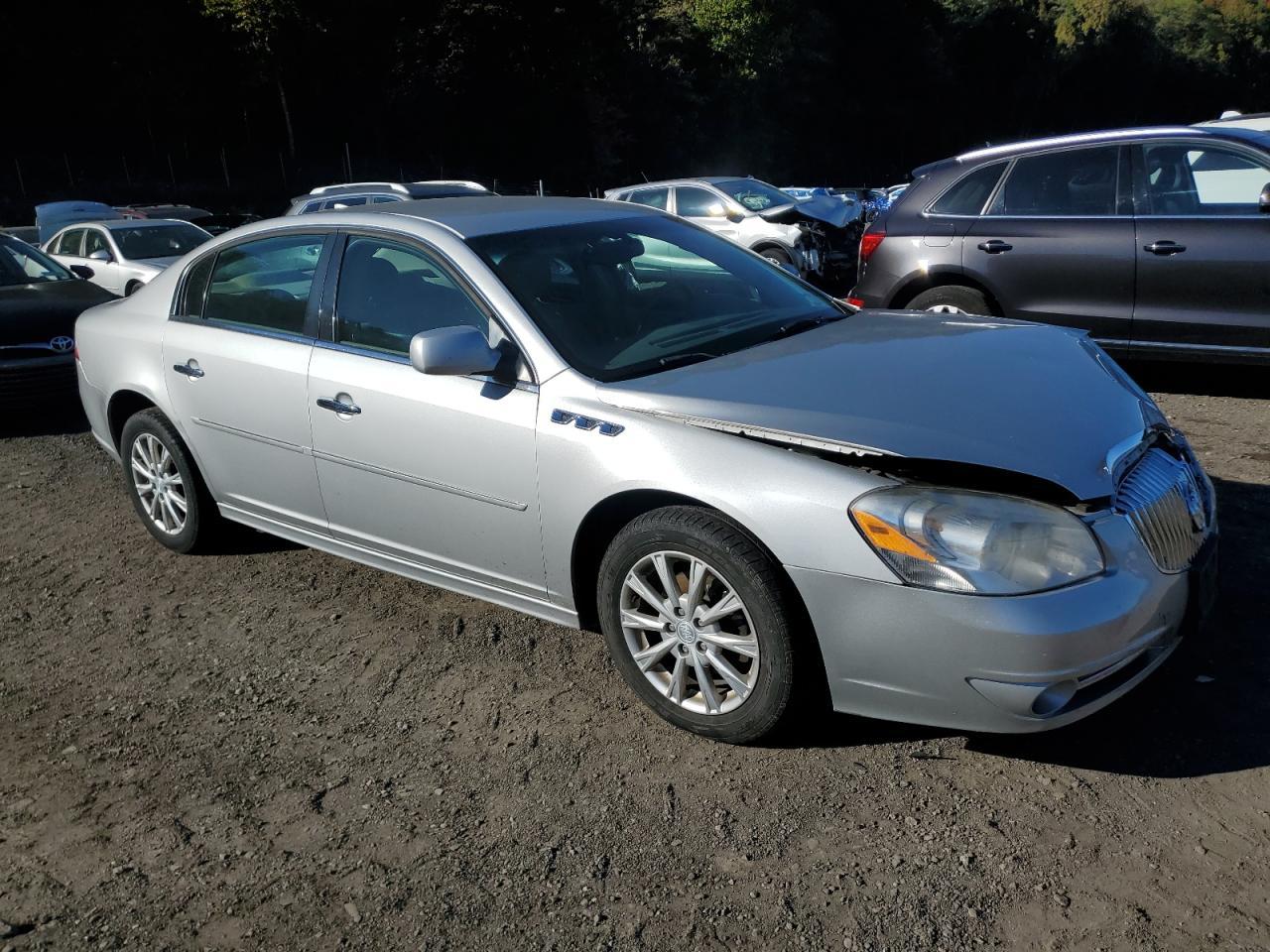 2011 Buick Lucerne Cxl - Image 4