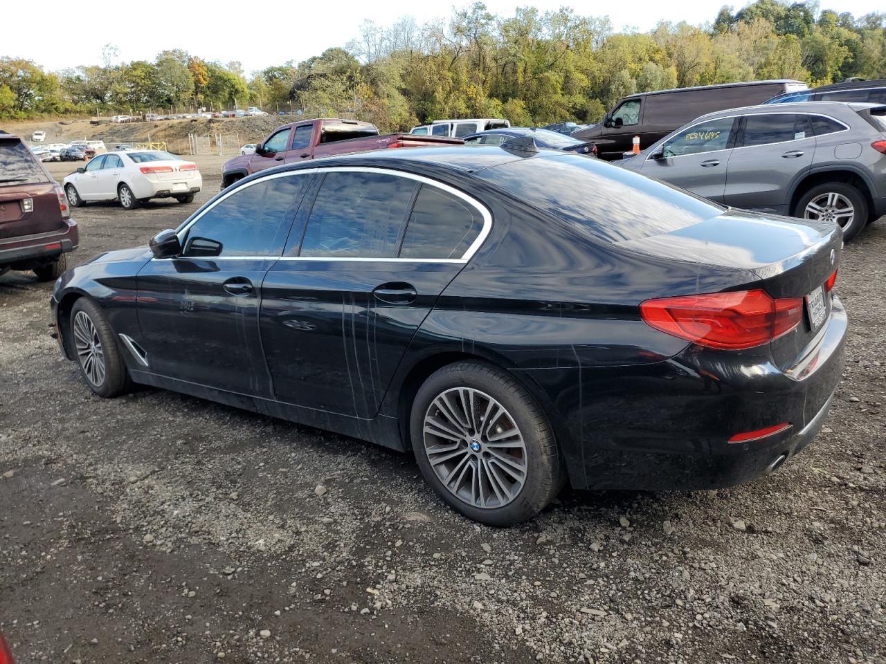 2020 BMW 530 I - Image 2