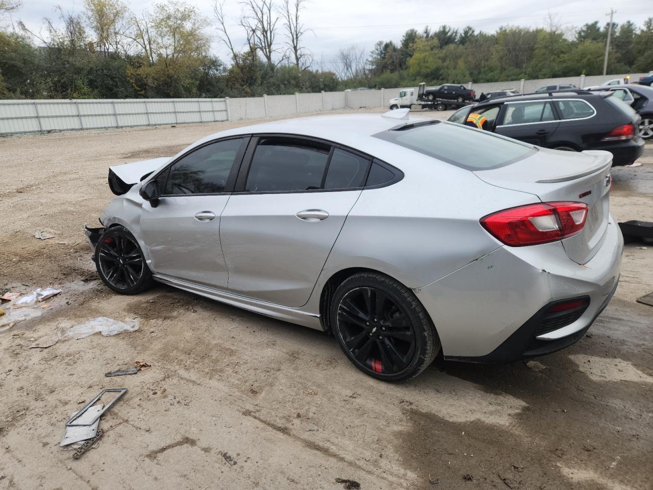 2018 Chevrolet Cruze Lt - Фото 2