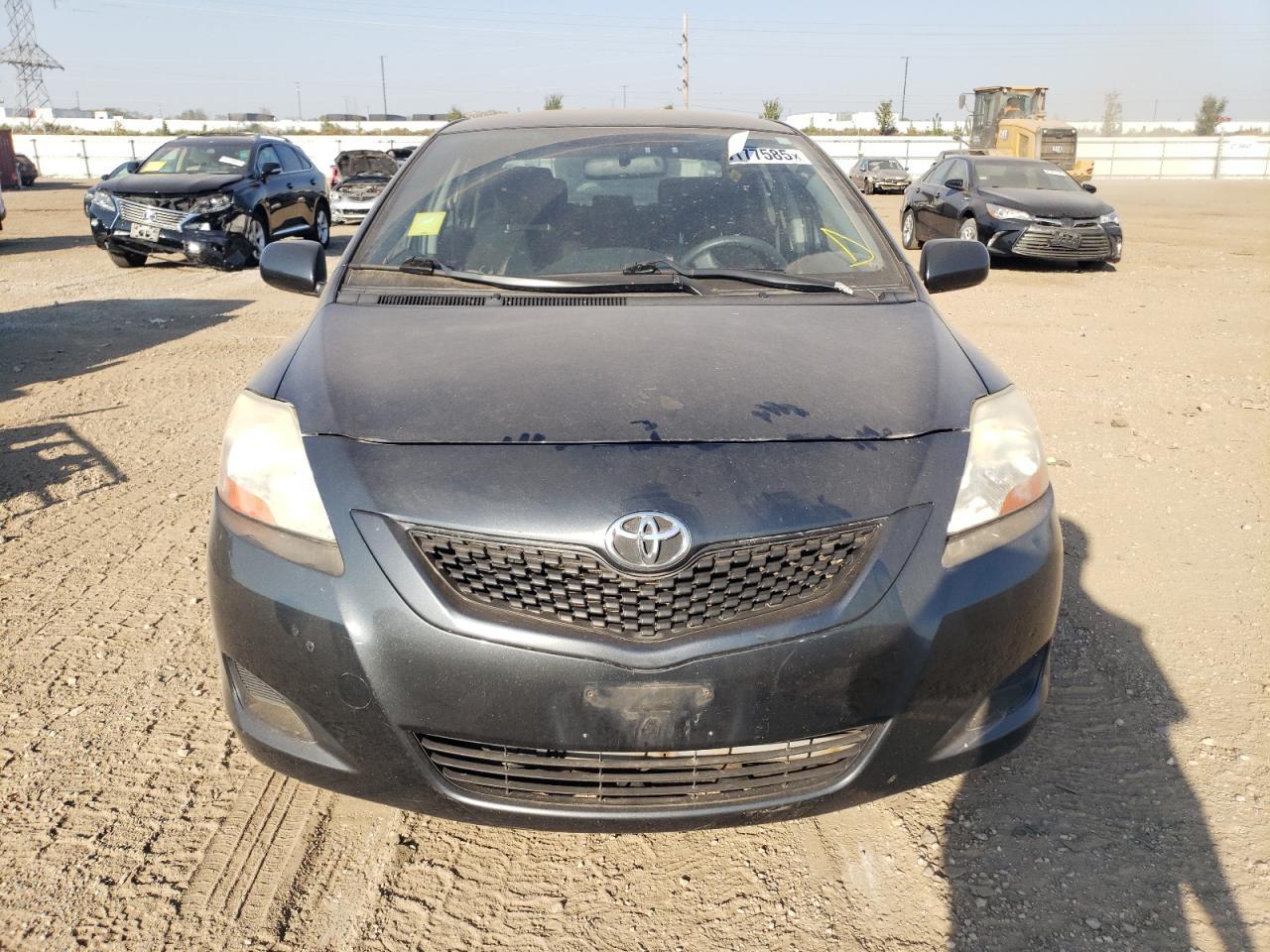 2010 Toyota Yaris - Фото 5