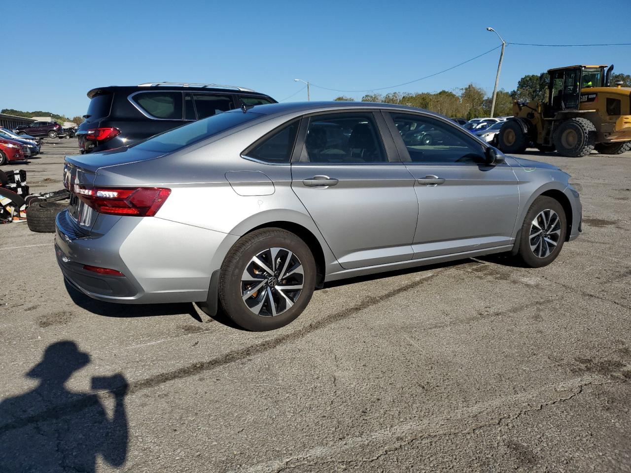 2025 Volkswagen Jetta S - Фото 3
