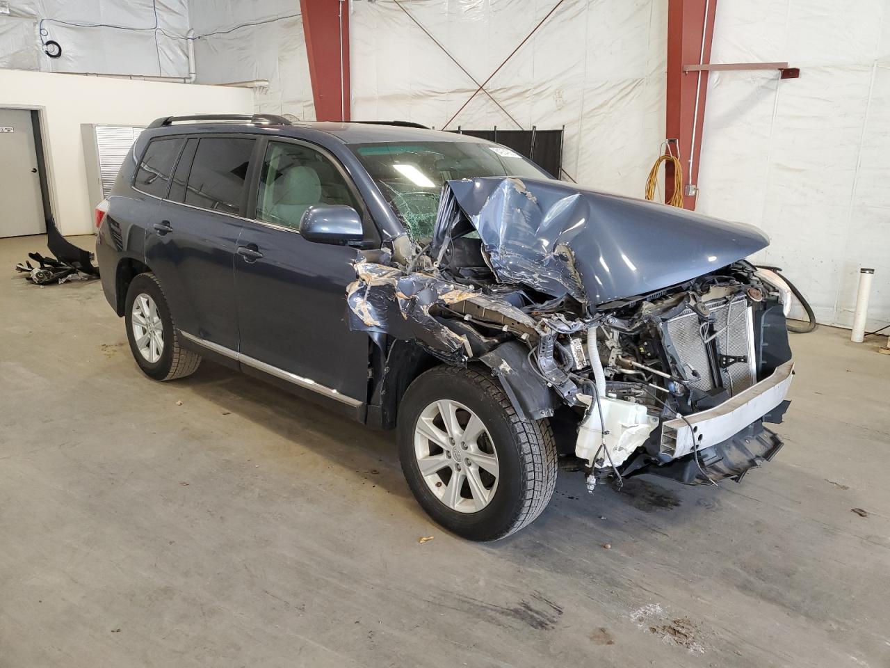 2013 Toyota Highlander Base - Фото 4
