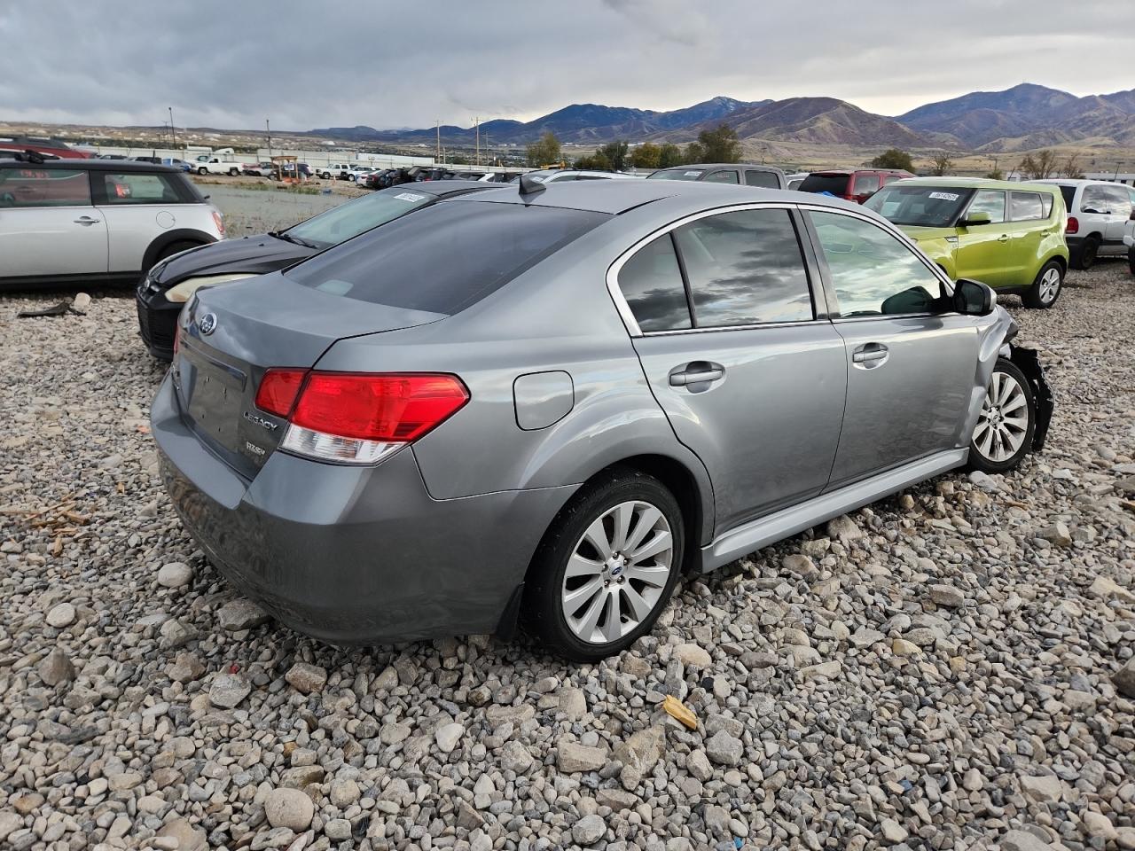 2011 Subaru Legacy 2.5I Limited - Image 3