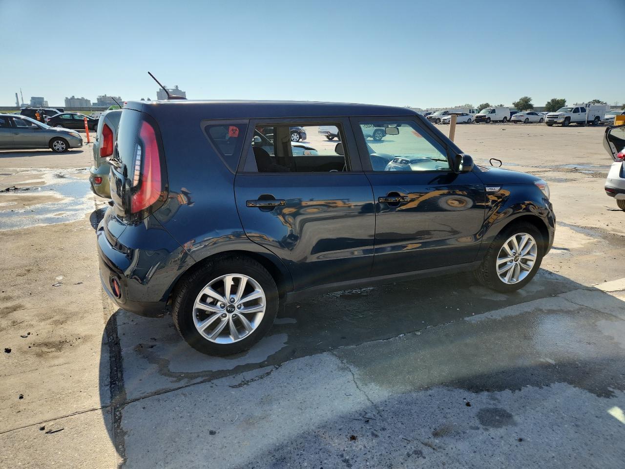 2017 Kia Soul + - Фото 3