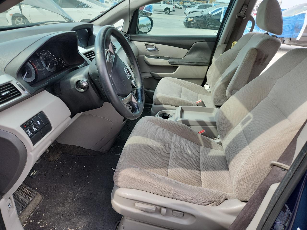 2016 Honda Odyssey Se - Фото 7