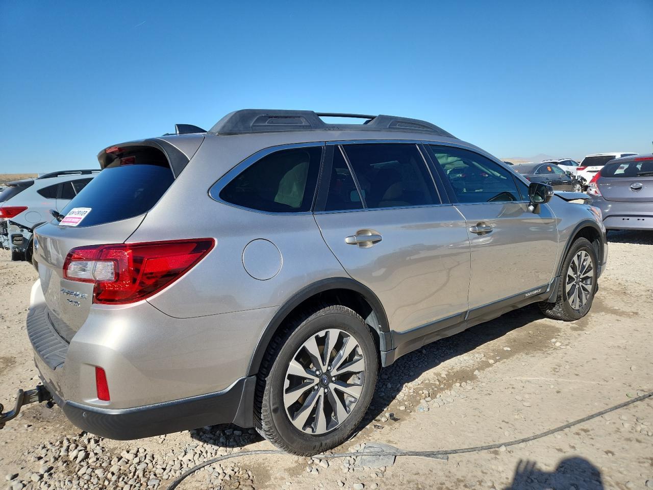 2017 Subaru Outback 3.6R Limited - Фото 3