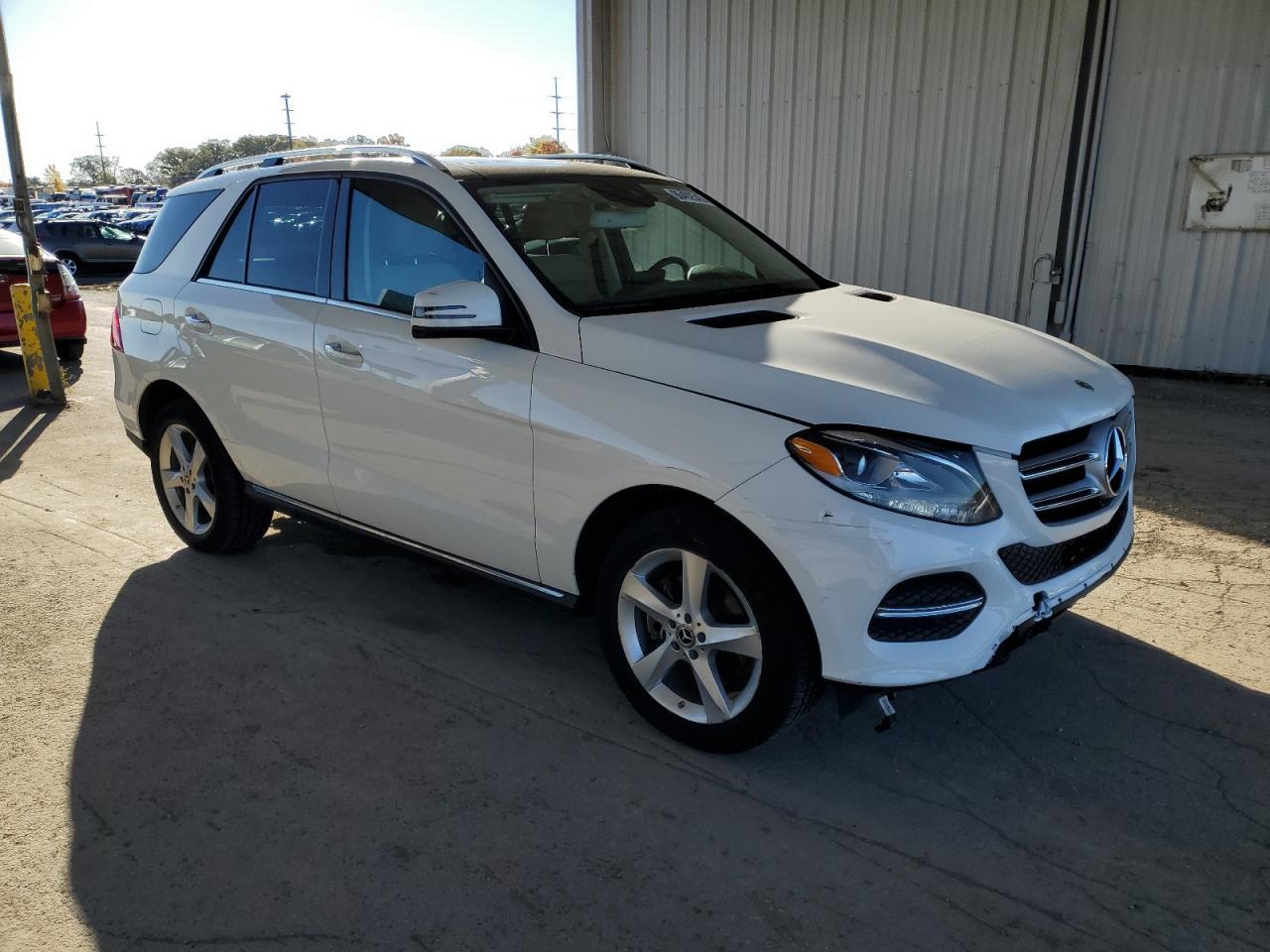 2017 Mercedes-Benz Gle 350 4Matic - Фото 4