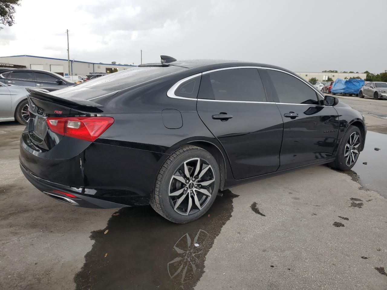 2022 Chevrolet Malibu Rs - Фото 3