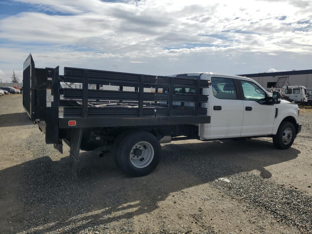 2018 Ford F350 Super Duty - Фото 3