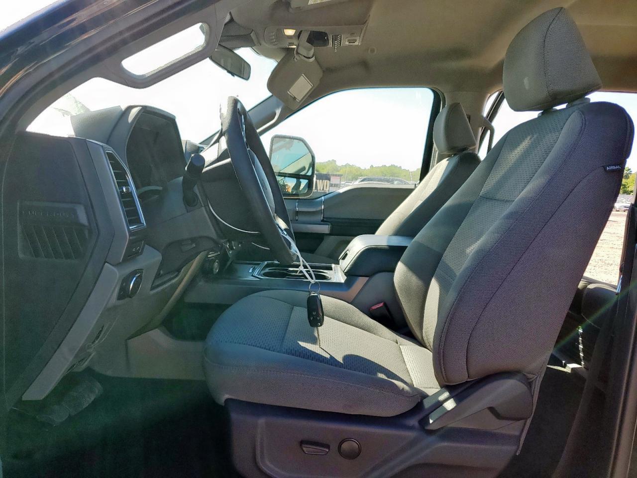 2022 Ford F250 Super Duty - Фото 7