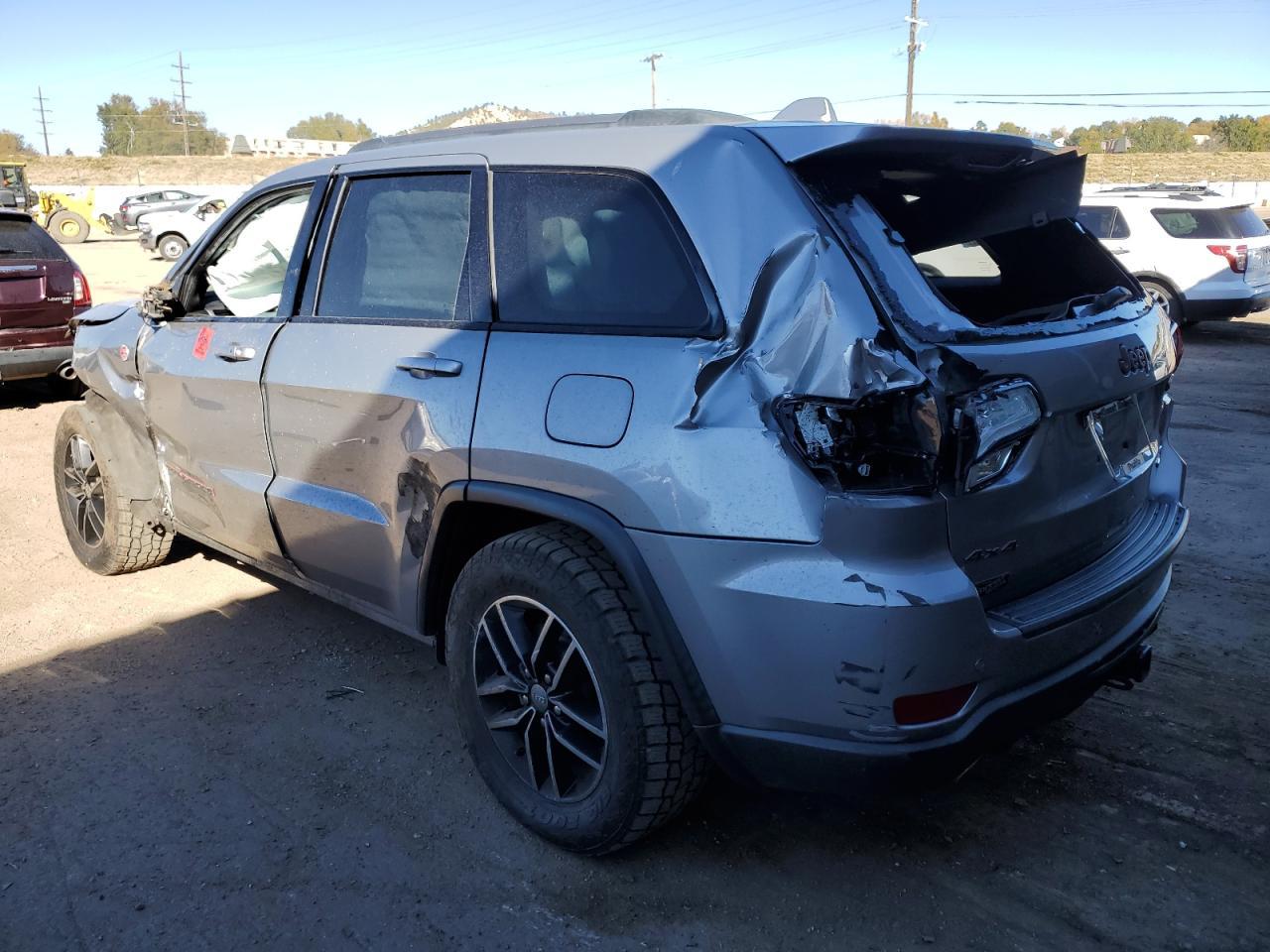 2018 Jeep Grand Cherokee Trailhawk - Фото 2