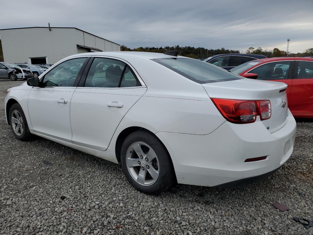 2015 Chevrolet Malibu Ls - Фото 2