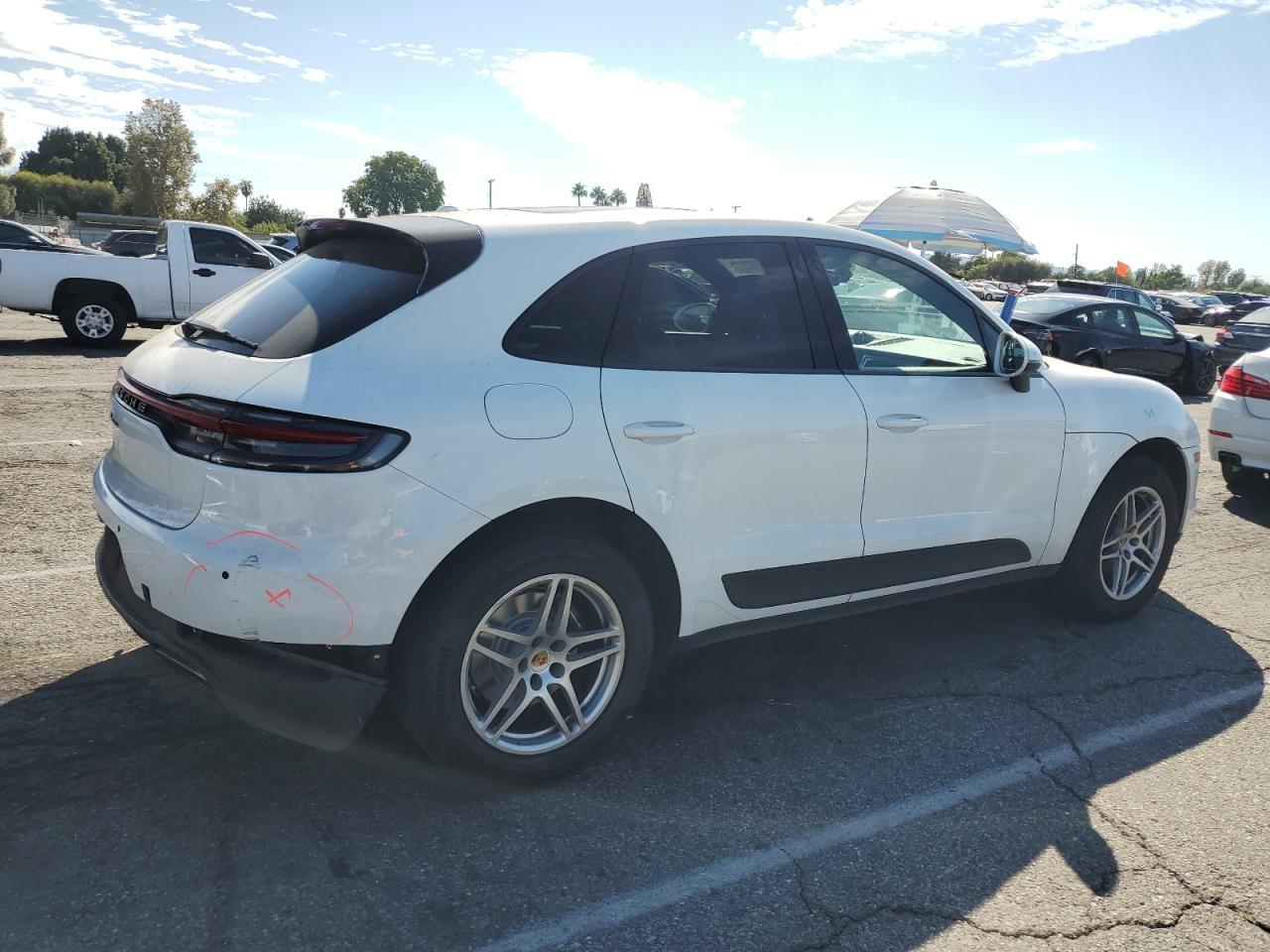 2020 Porsche Macan - Фото 3