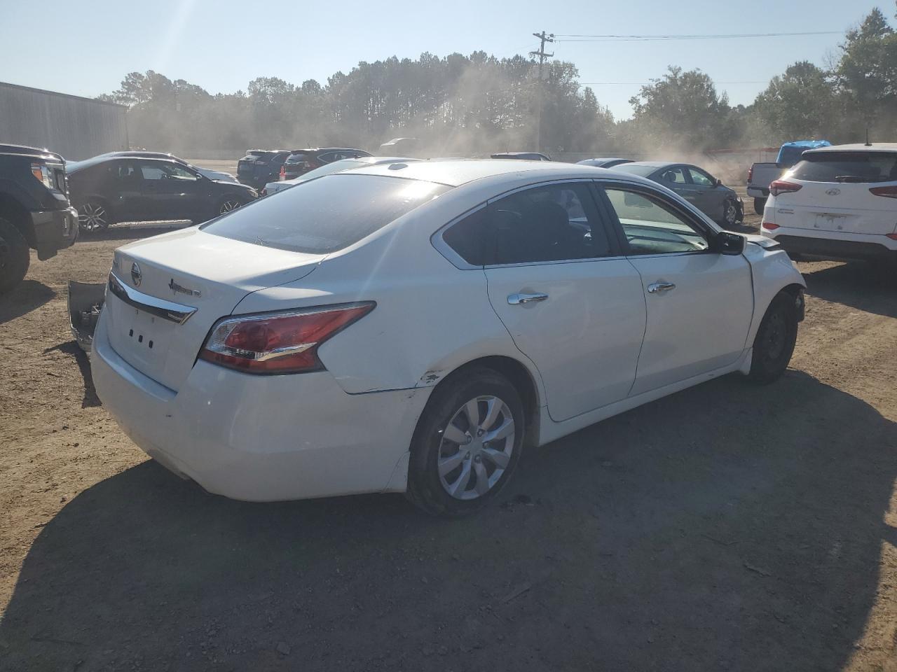 2015 Nissan Altima 2.5 - Фото 3