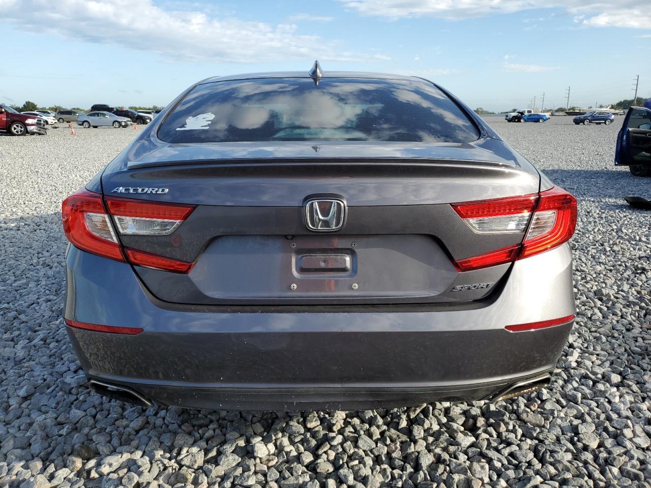 2018 Honda Accord - Image 6