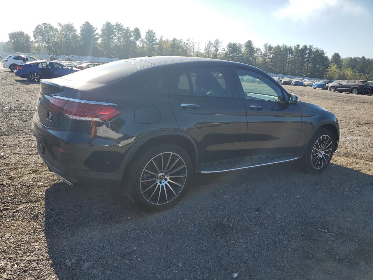 2022 Mercedes-Benz Glc Coupe 300 4Matic - Фото 3