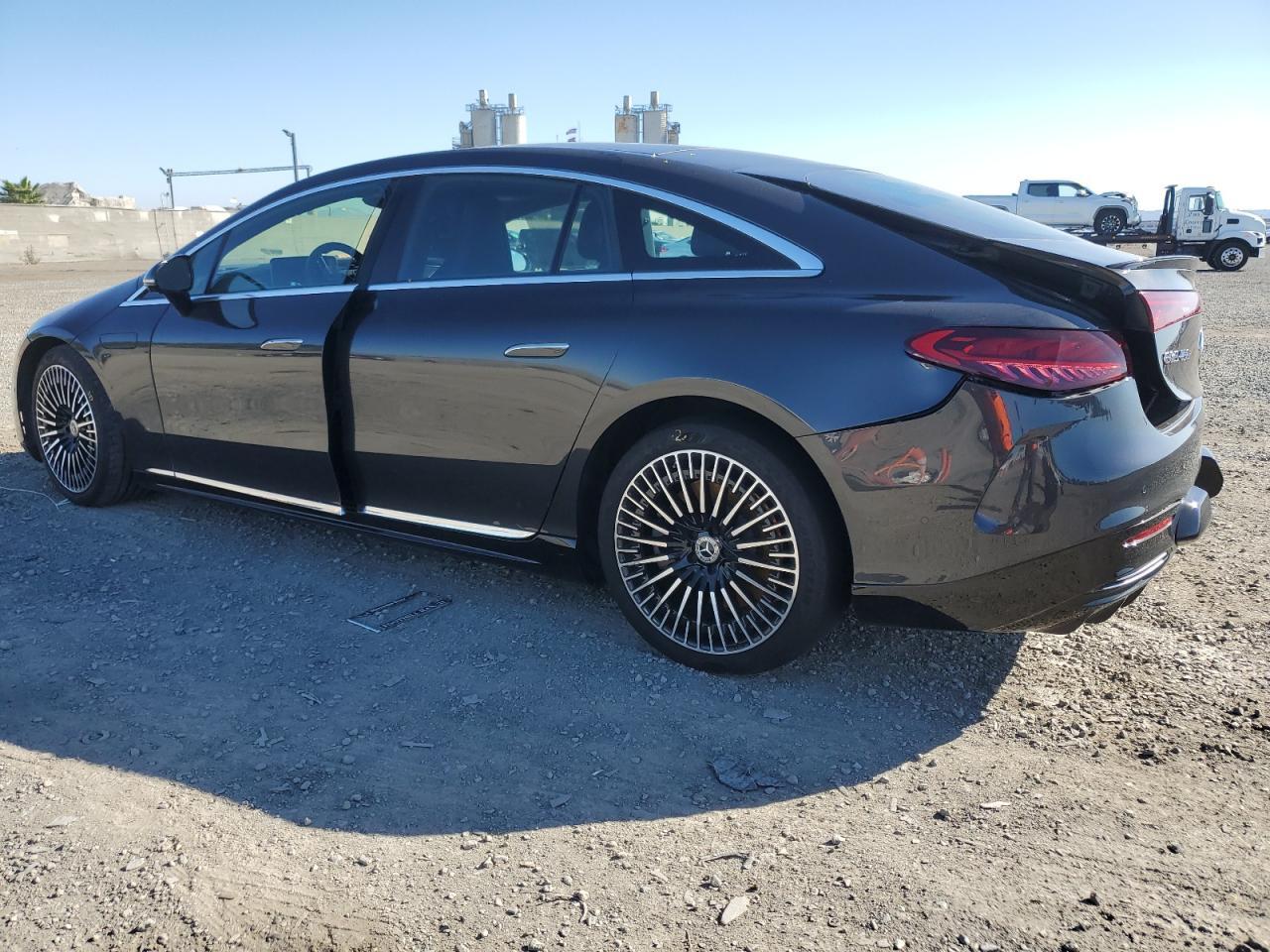 2022 Mercedes-Benz Eqs 450+ - Image 2