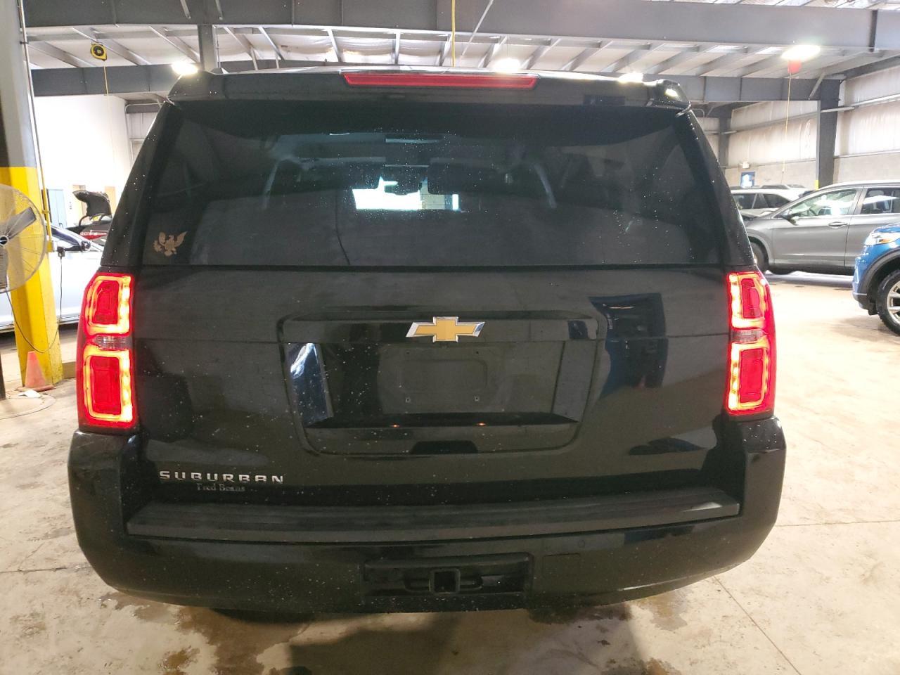 2019 Chevrolet Suburban K1500 Lt - Фото 6