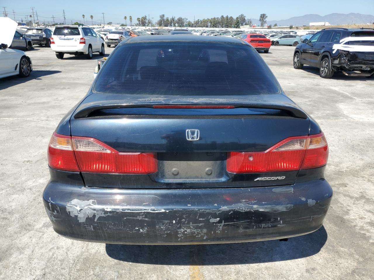 2000 Honda Accord Lx - Image 6