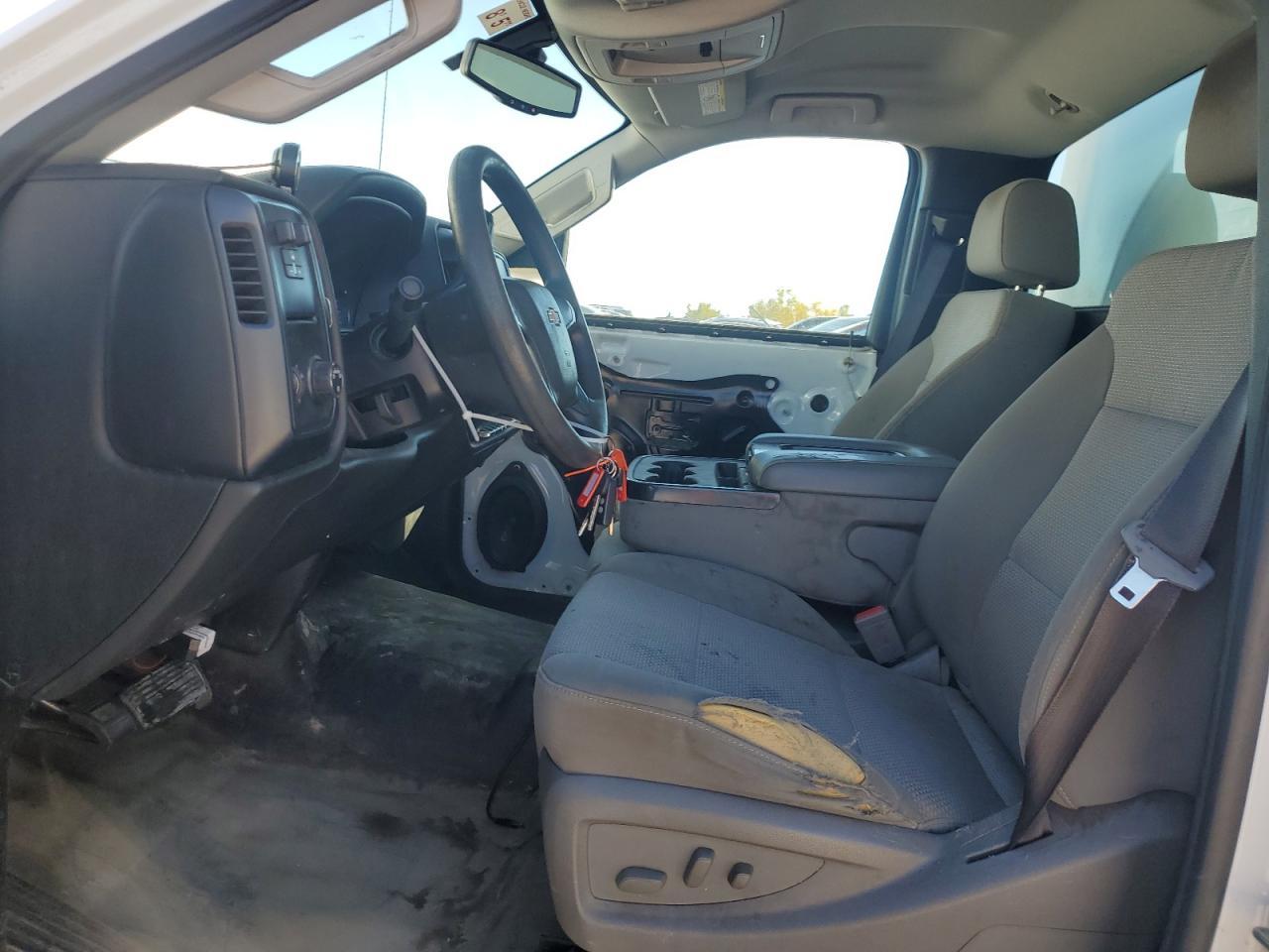 2017 Chevrolet Silverado C3500 - Фото 7