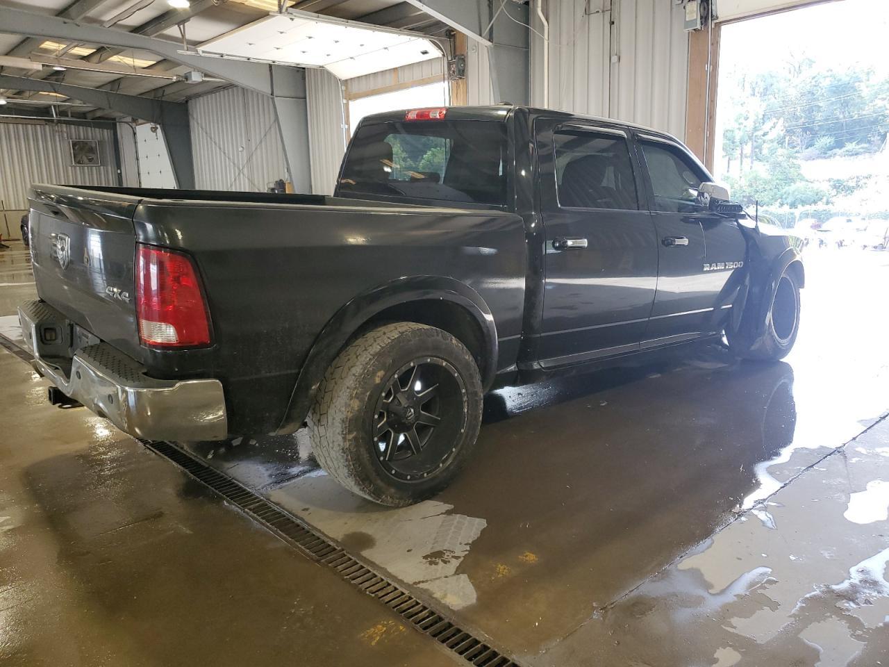 2011 Dodge Ram 1500 - Image 3