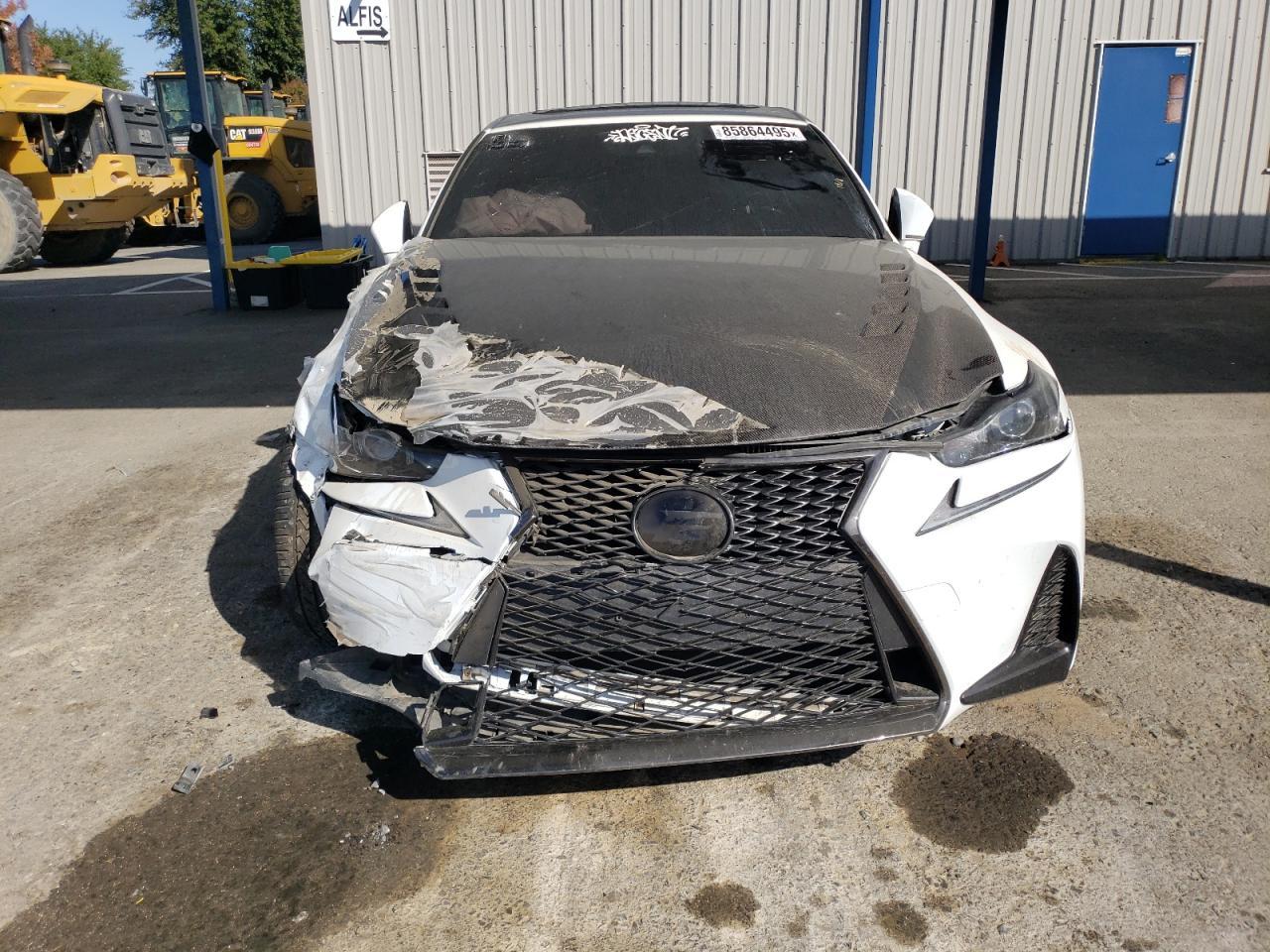 2017 Lexus Is 200T - Image 5