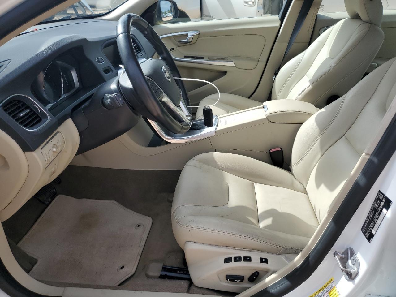 2015 Volvo S60 Premier - Фото 7