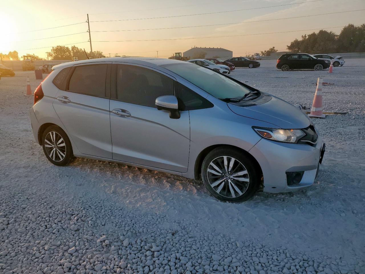 2015 Honda Fit Ex - Image 4