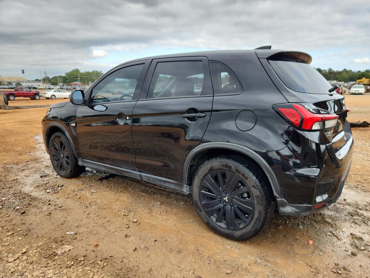 2022 Mitsubishi Outlander Sport Es - Image 2