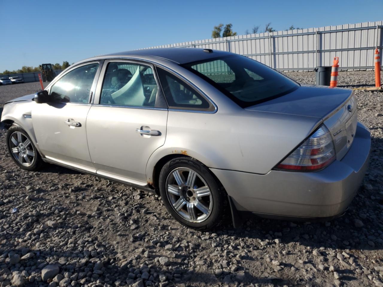 2008 Ford Taurus Limited - Image 2