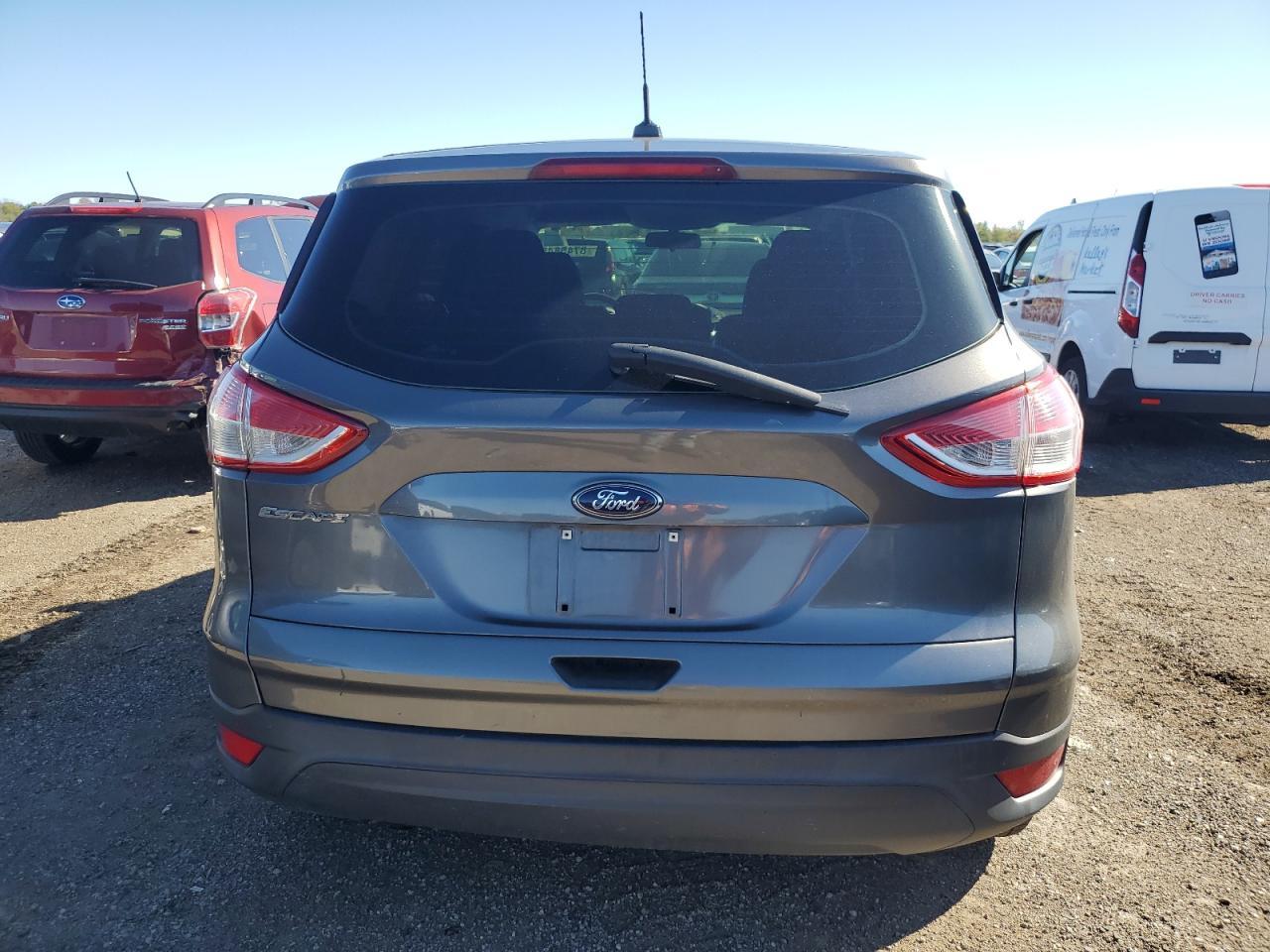 2013 Ford Escape S - Фото 6