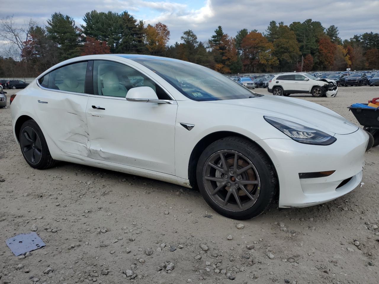 2018 Tesla Model 3 - Image 4